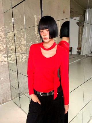 红色