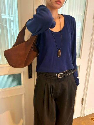 蓝色