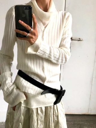 白色