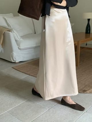 灰色