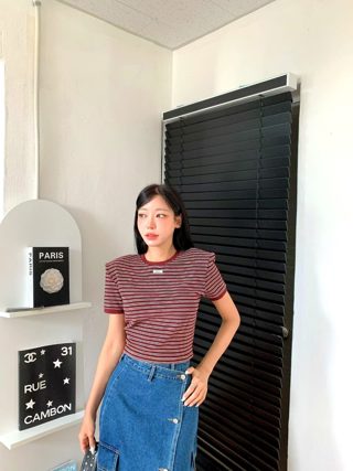 红色