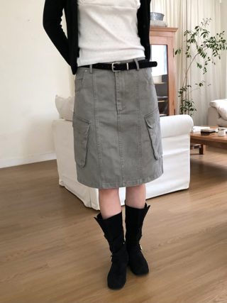 灰色