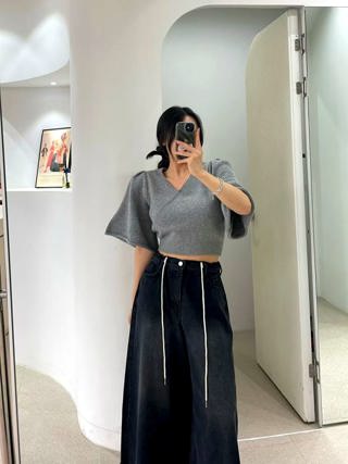 灰色