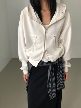 白色