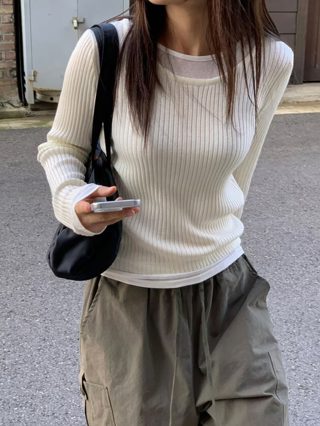 灰色