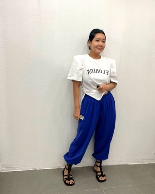 白色