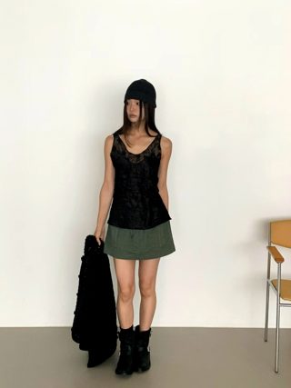 黑色