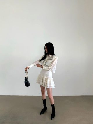 白色