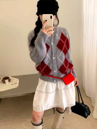 灰色