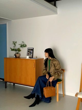 卡其色