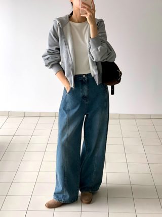 蓝色