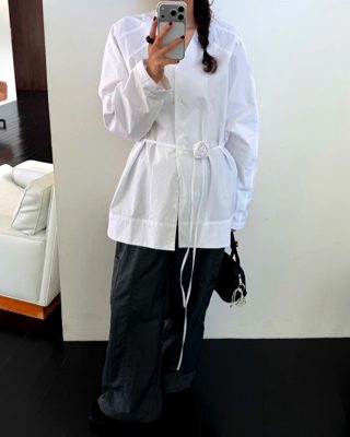 白色