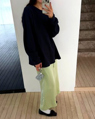 浅绿色