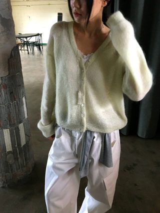 浅绿色