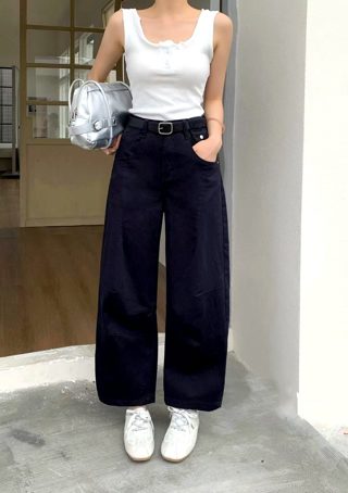 黑色