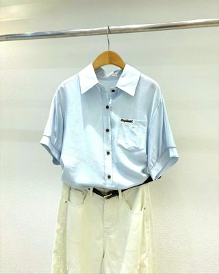 白色