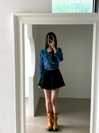 黑色