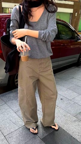 卡其色