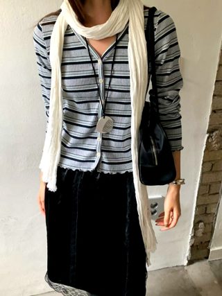 蓝色