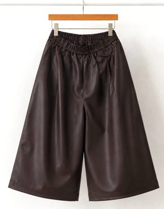 深棕色