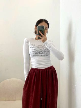 白色