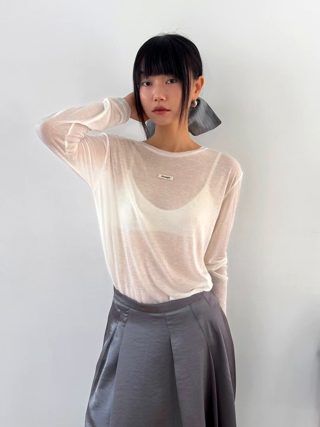 白色