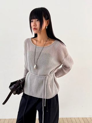 灰色