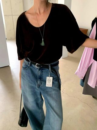 深棕色
