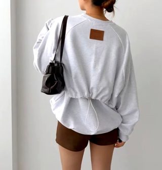 灰色