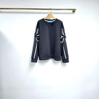 灰色
