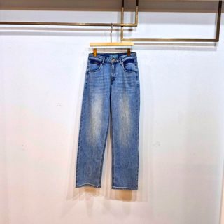 蓝色