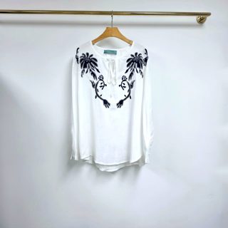 白色