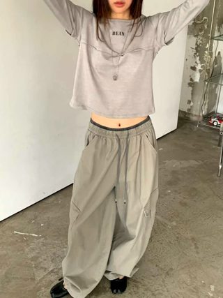 灰色