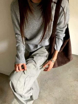 灰色