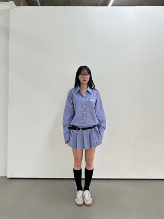 蓝色
