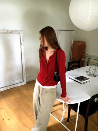 红色