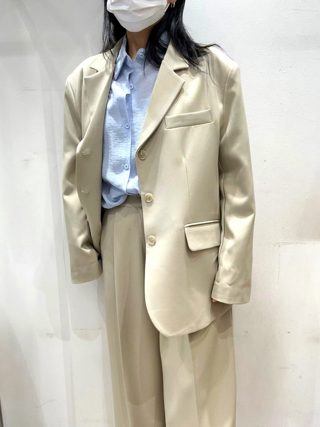 米色