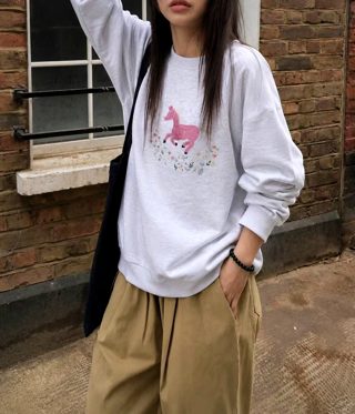 灰色