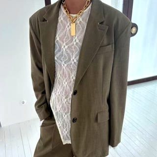 军绿色