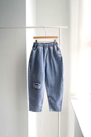 蓝色