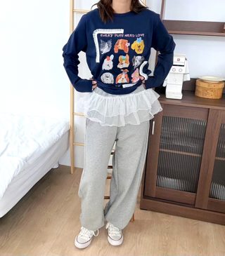 深蓝色