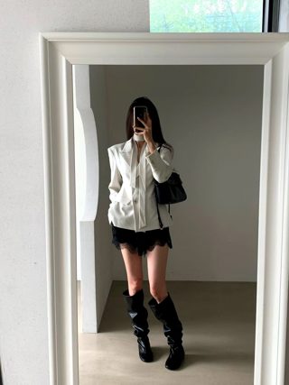 白色