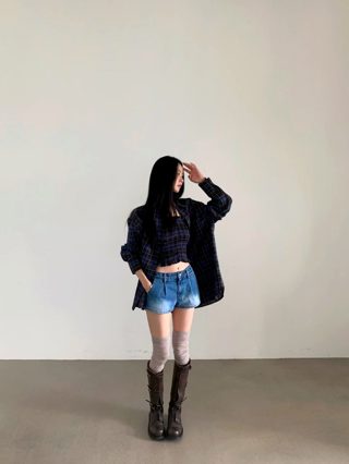 蓝色