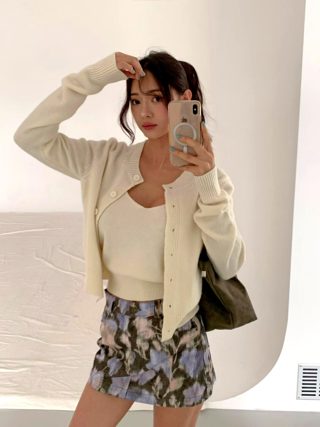 白色