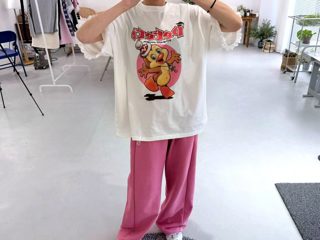 白色