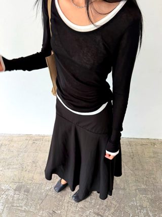 黑色