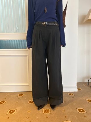 黑色