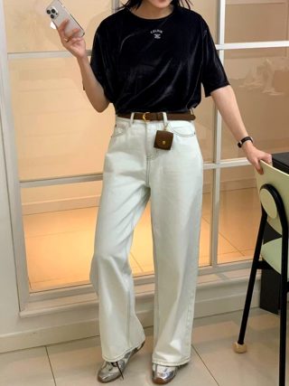 白色