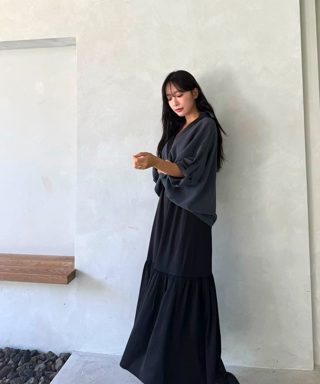 黑色
