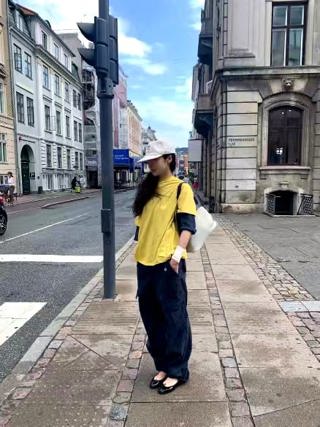 藏蓝色